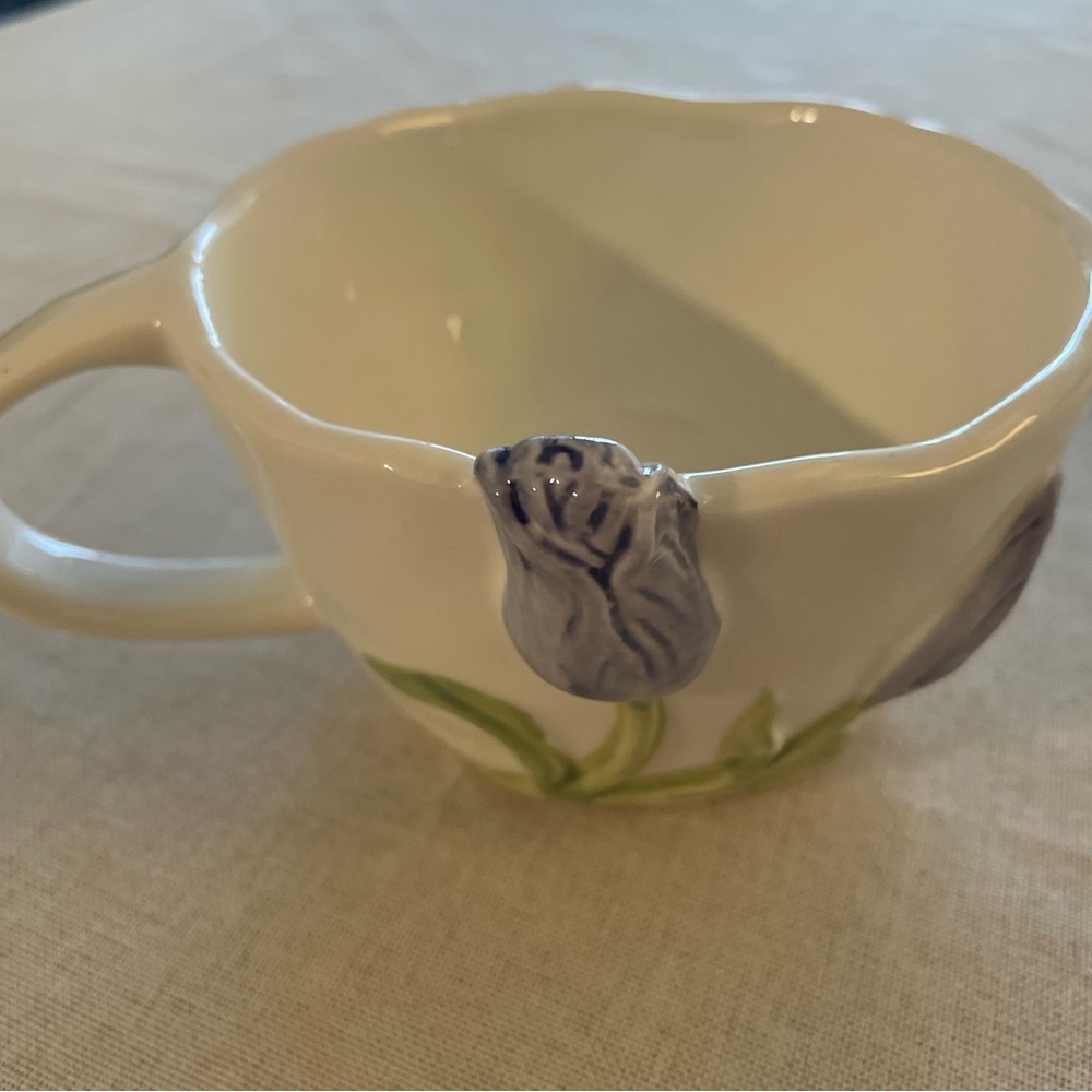 NEW Ceramic Blue Tulips Mug